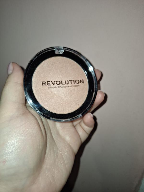 Хайлайтер revolution gold beam — цена 180 грн в каталоге Хайлайтеры ...