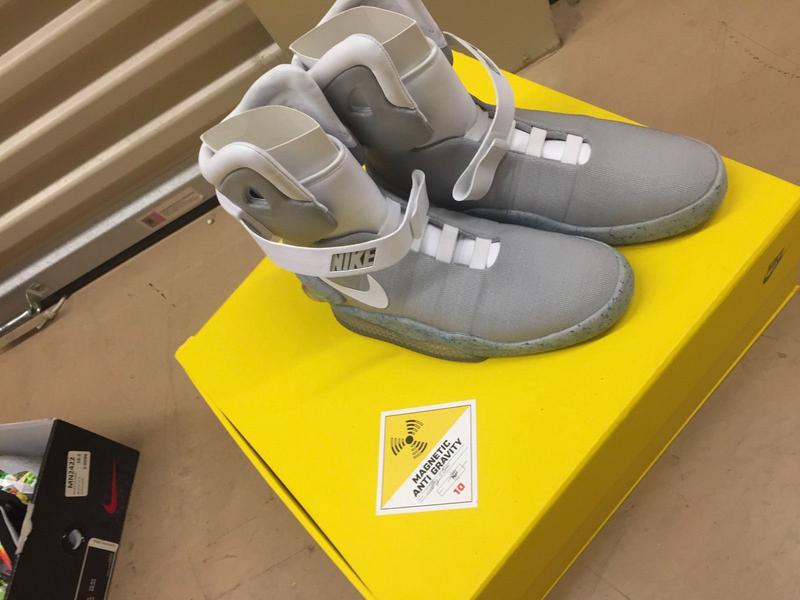 Nike air mag — цена 2500 грн в каталоге Кроссовки ✓ Купить женские вещи по  доступной цене на Шафе | Украина #3837606