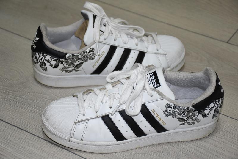 adidas superstar flower