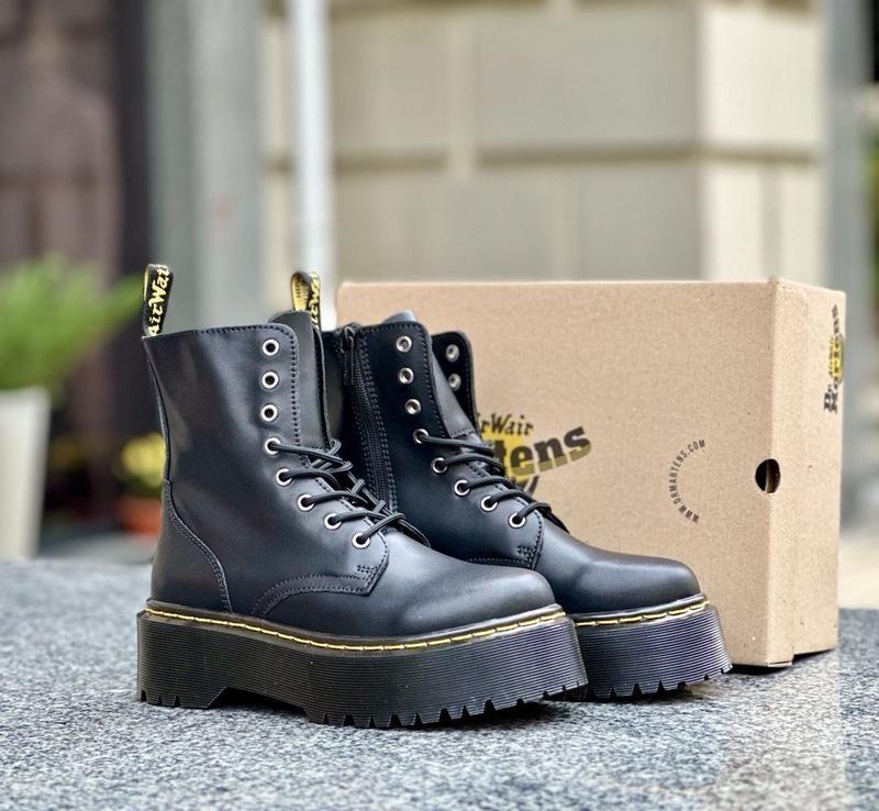 36 39 40 2749 38 37 Adult Dr Martens Combs Tech Boots dr. martens 136222954