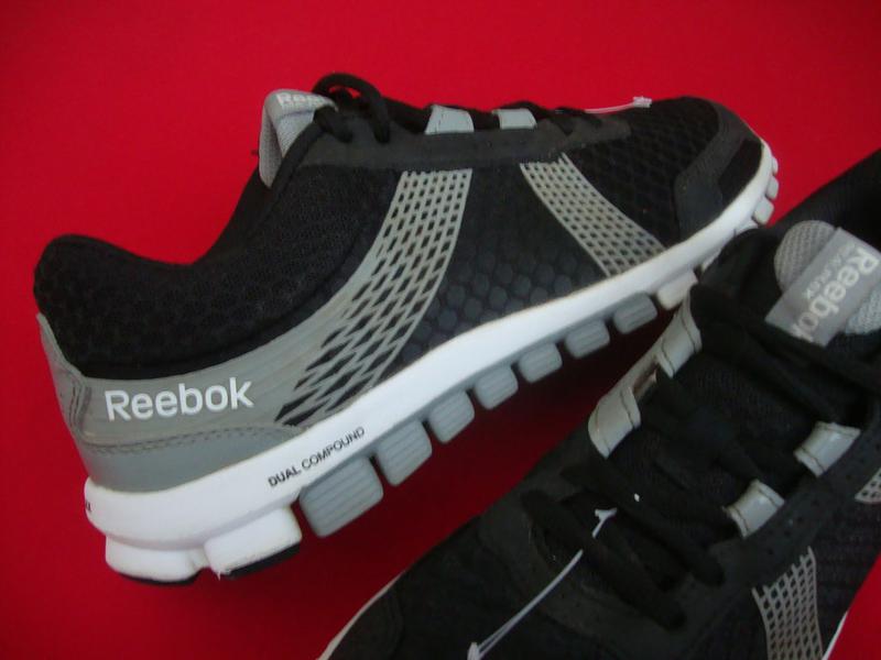 reebok running dual compound