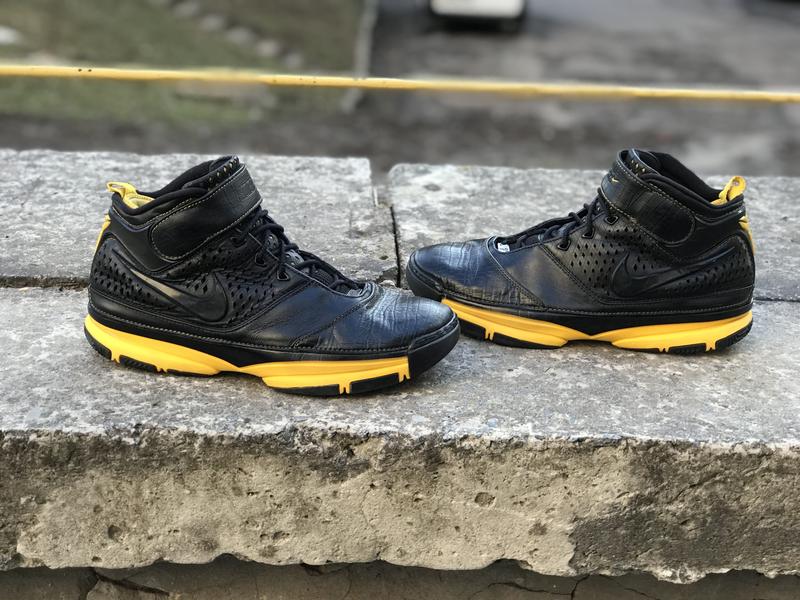 Nike Zoom Kobe 2 Carpe Diem 001 Kozhanye Krossovki Original Kupit Po Dostupnoj Cene V Kieve I Ukraine Shafa Ua