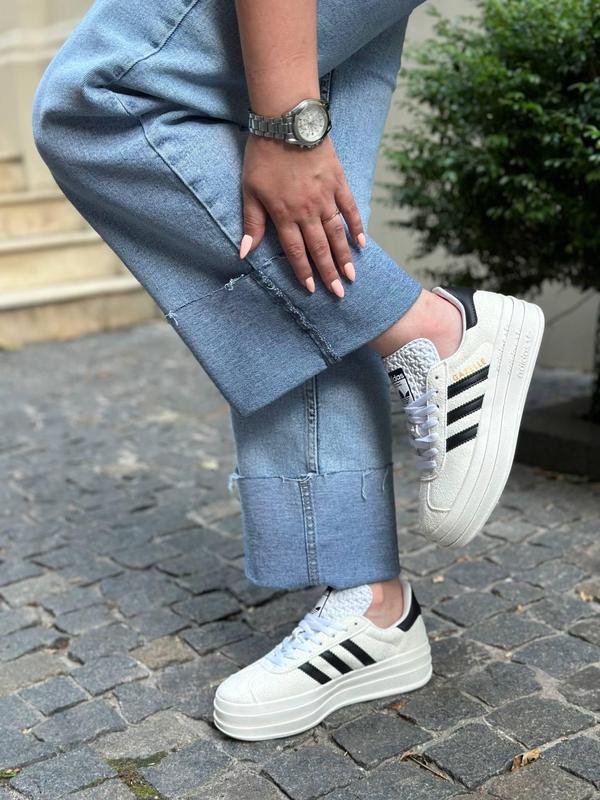 Adidas beige gazelle sales