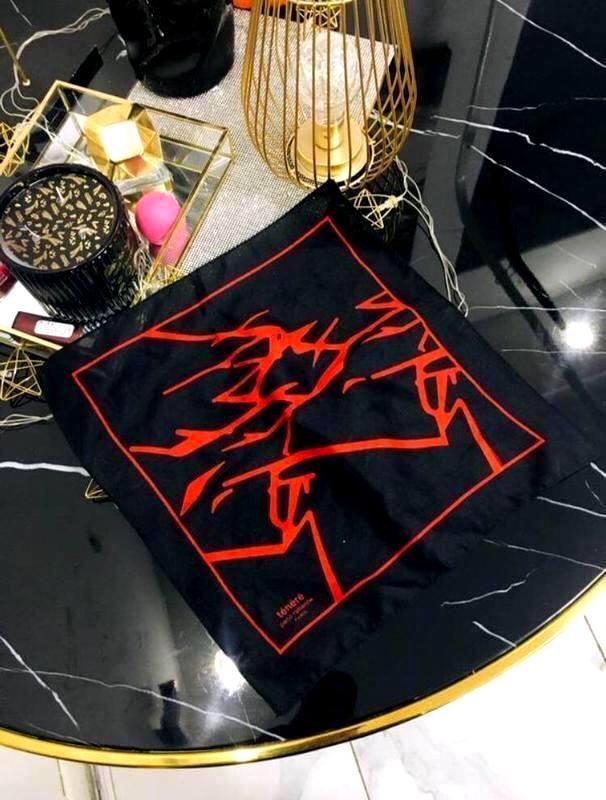 Чёрный платок с принтом оригинал paco rabanne tenere — цена 350 грн в ...