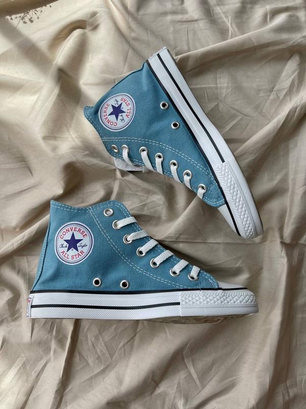 Green and blue converse deals