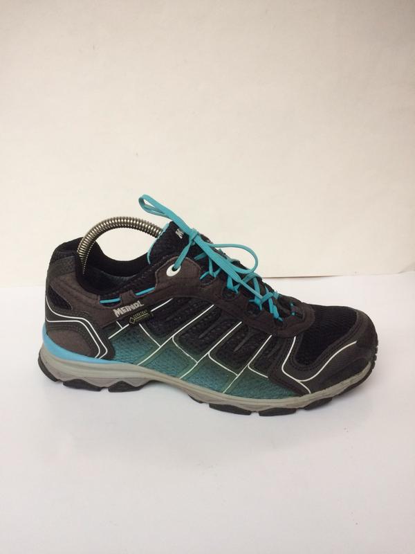 Adidas gore tex surround hotsell