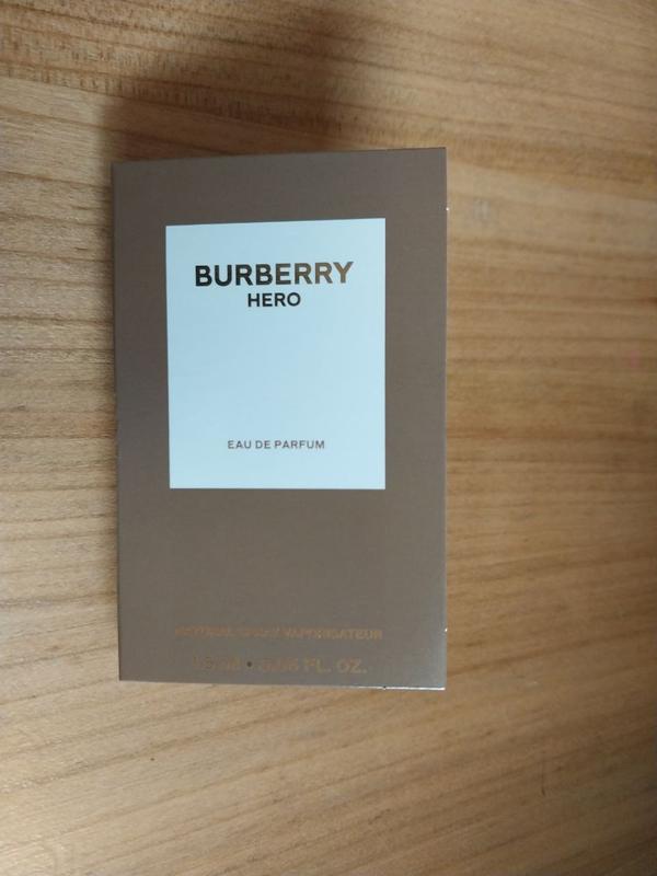 138916377 burberry baby Medium Pocket Bag In Leather With Stitching burberry baby hero eau de parfum 45
