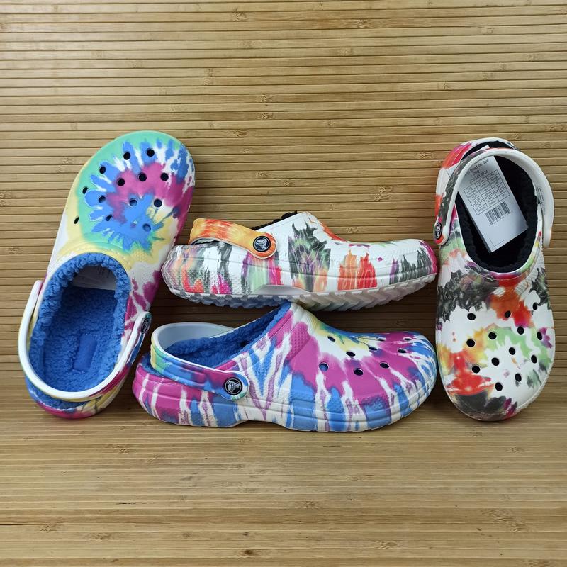 Tie dye fuzzy crocs discount