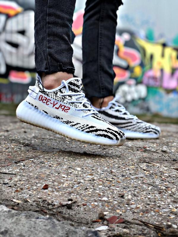 Adidas yeezy boost 350 v2 zebra — купити в Україні | SHAFA | #35372481
