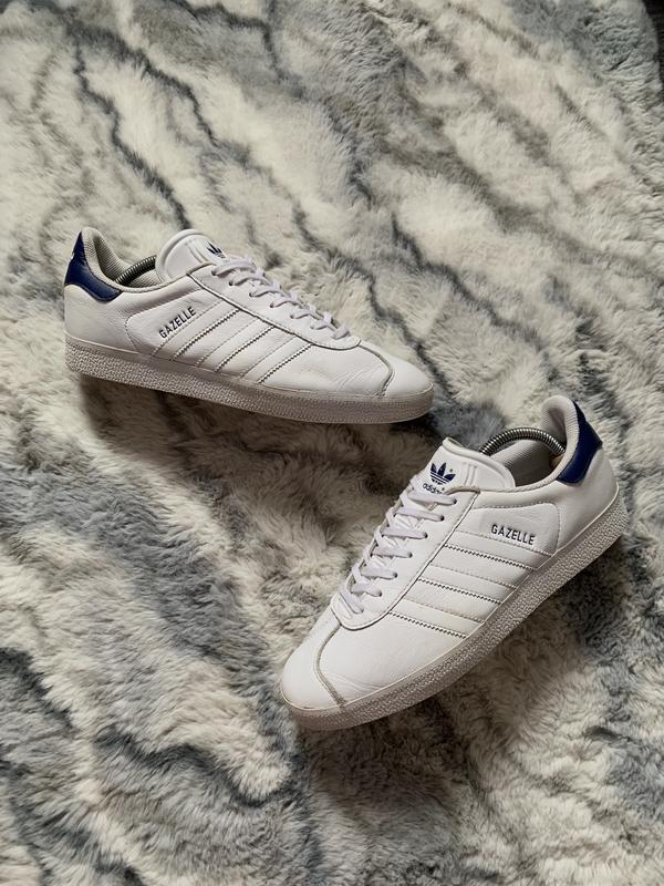 Puma gazelles top