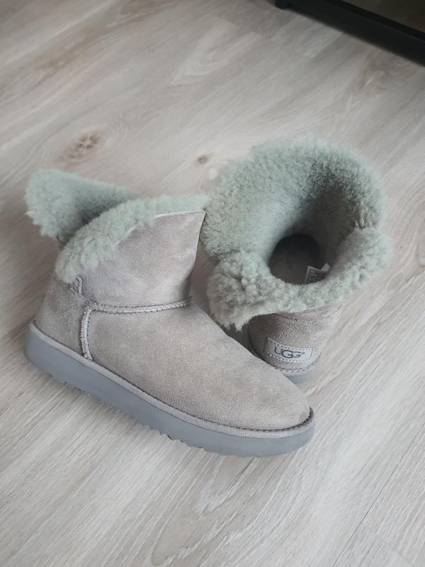 Cuff mini ugg discount