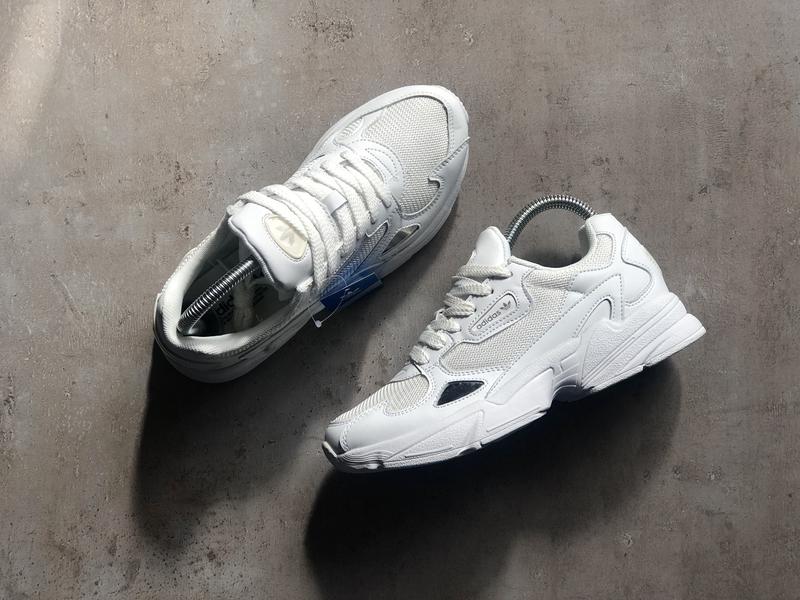 Кроссовки женские adidas yung falcon, белые, адидас янг фалькон ...