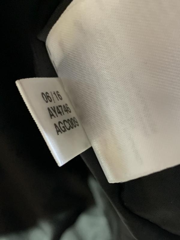 Куртка slim jacket aop ay4746 adidas адидас оригинал — цена 1750 грн в  каталоге Куртки ✓ Купить женские вещи по доступной цене на Шафе | Украина  #35778915
