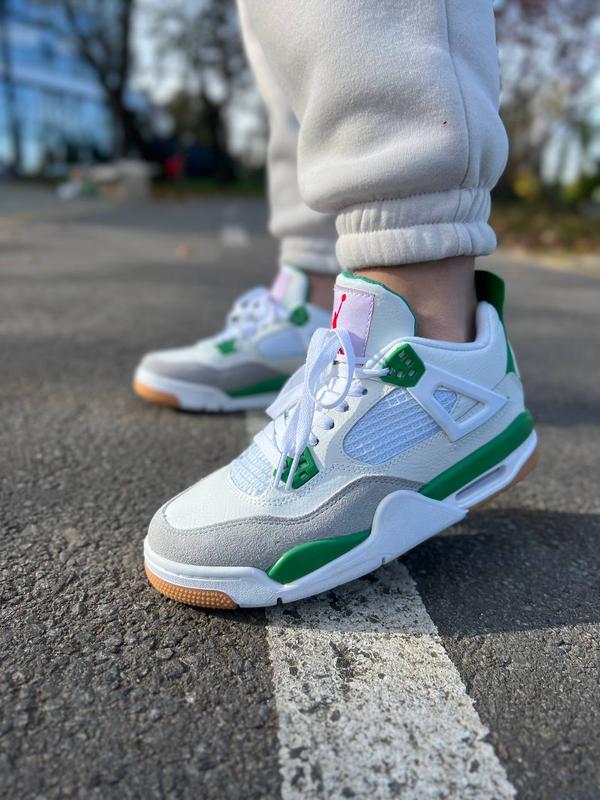 Кросівки air jordan 4 retro x sb pine green — цена 2750 грн в