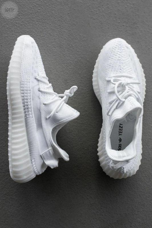 Adidas easy Boost White