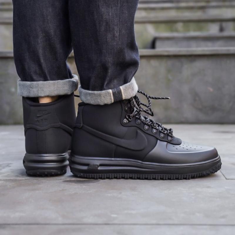 nike air force duckboot 18