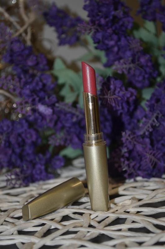 Стойкая помада l'oreal invincible kiss proof lipstick оригинал — цена ...