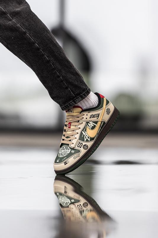 Кросівки nike sb dunk low x stussy 