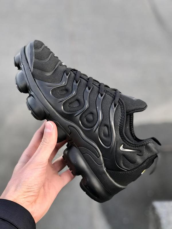 Black nike 2024 vapor maxes