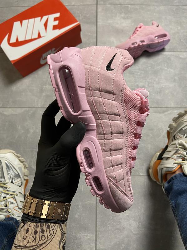 Розовые женские кроссовки nike air max 95 pink. Nike, цена — 1450 грн,  #37103969, купить по доступной цене | Украина — Шафа