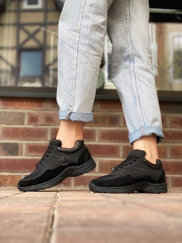 chanel cc logo suede triple black sneaker