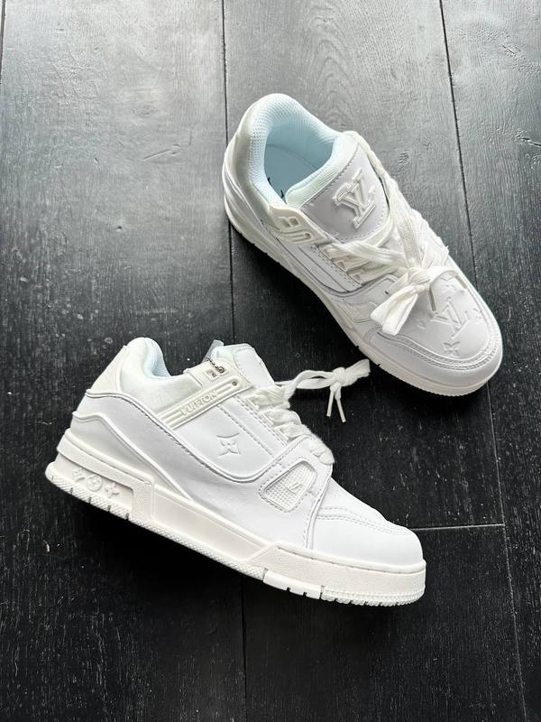 Красивейшие женские кроссовки бренд trainer sneakers white белые — цена ...