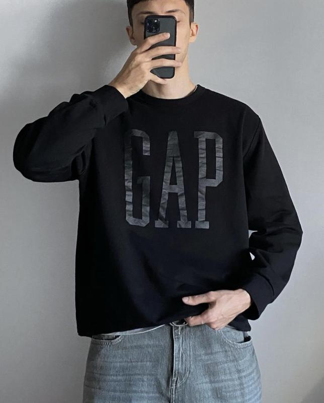 Black printed sweatshirt sale