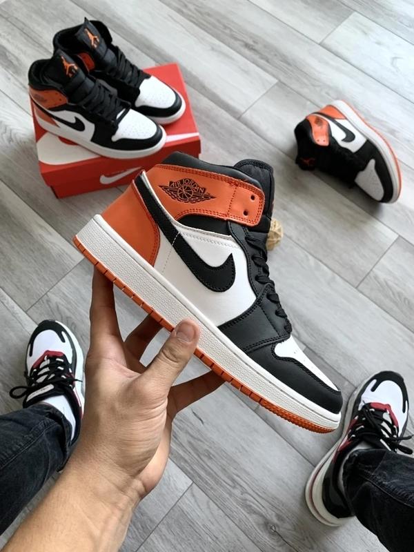 Jordan store orange 1