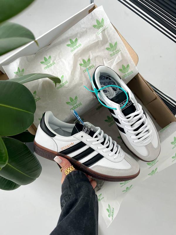 Женские кроссовки белые adidas spezial white — цена 2420 грн в каталоге ...