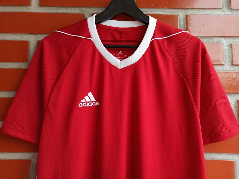 Adidas s99146 футболка размер l — цена 268 грн в каталоге Футболки ✓ Купить  мужские вещи по доступной цене на Шафе | Украина #37975143