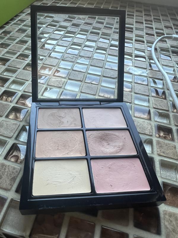 Палетка корректоров mac — цена 1499 грн в каталоге Консилеры и ...