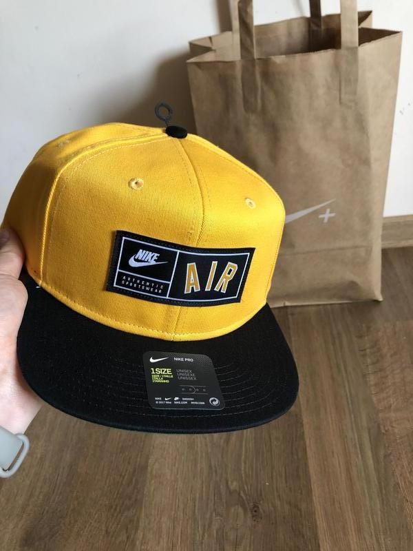 nike pro air cap