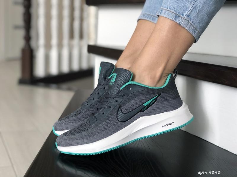 Nike flyknit lunar rainbow 2025