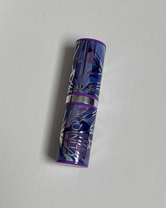 Помада dramatically different™ lipstick shaping lip colour — цена 470 ...