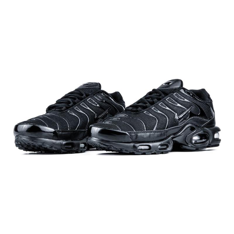 Nike air black sneakers hotsell