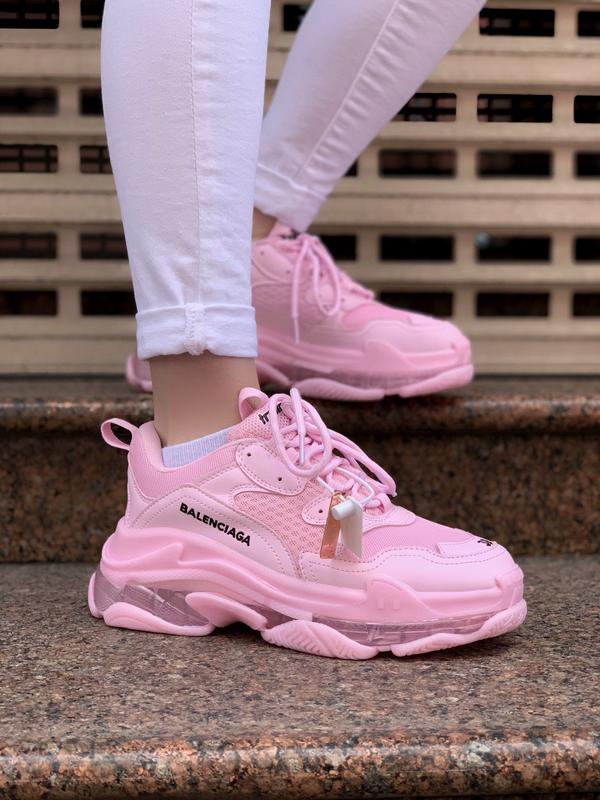 Кроссовки balenciaga triple s pink кросівки — цена 3800 грн в каталоге Кроссовки ✓ Купить женские вещи по доступной цене на Шафе