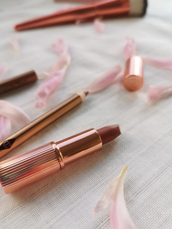 pillow talk lipstick and liner set