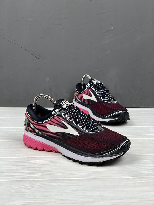 brooks ghost 39