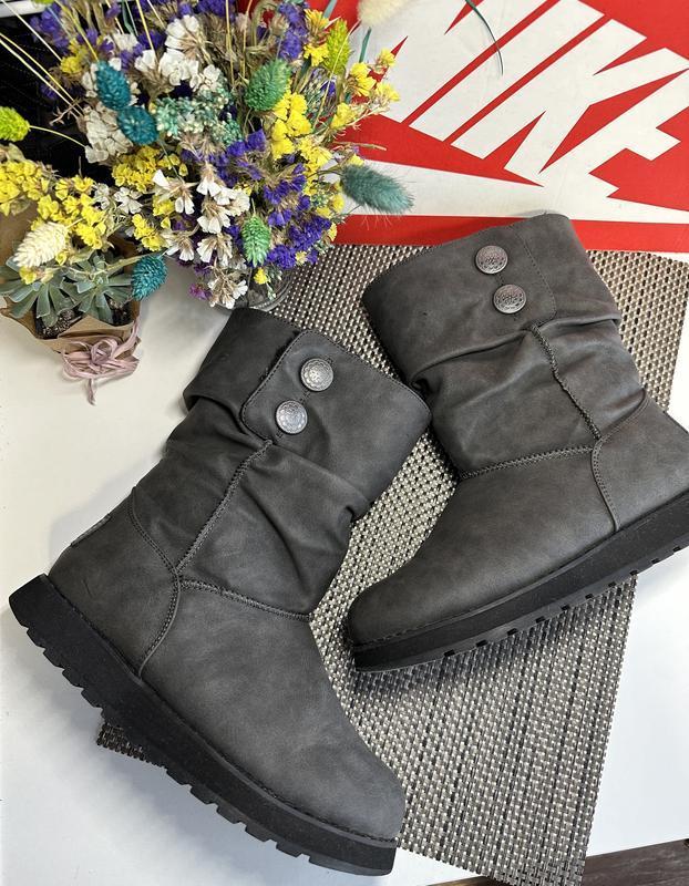 Skechers ugg boots store