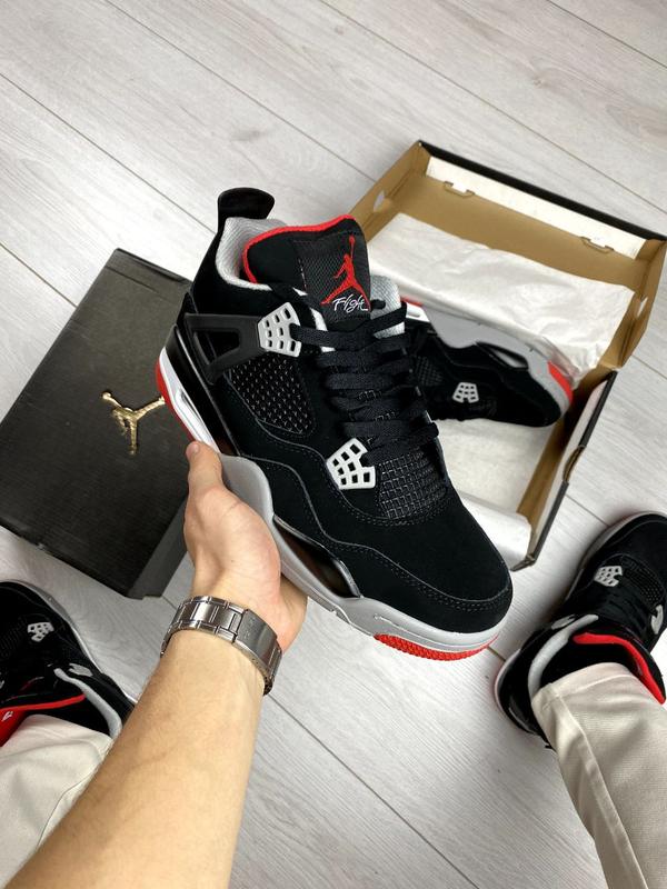 Nike air jordan iv bred hotsell