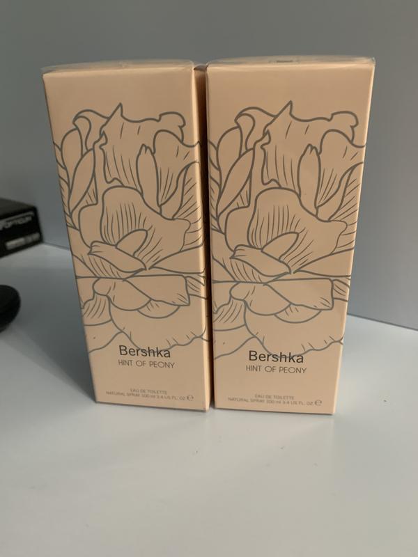 Bershka hint of peony 100ml оригинал — ціна 900 грн у каталозі Туалетна  вода ✓ Купити товари для краси і здоров'я за доступною ціною на Шафі |  Україна #39216698