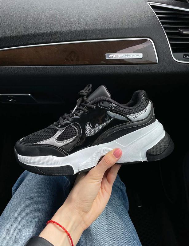 Крутые женские кроссовки nike pro black white чёрные — цена 2399 грн в ...