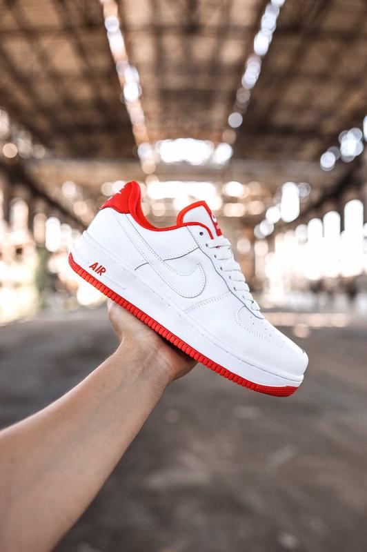 Air force 1s hotsell white and red