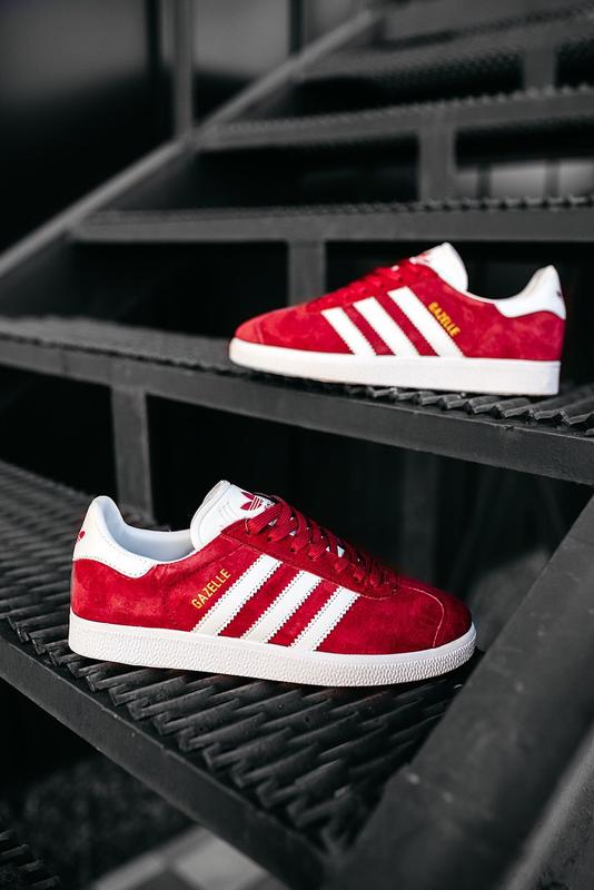 Adidas gazelle rouge pas cher 2025