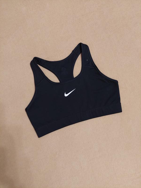 Спортивный топ nike черный базовый топик найк с белым лого — цена 290 ...