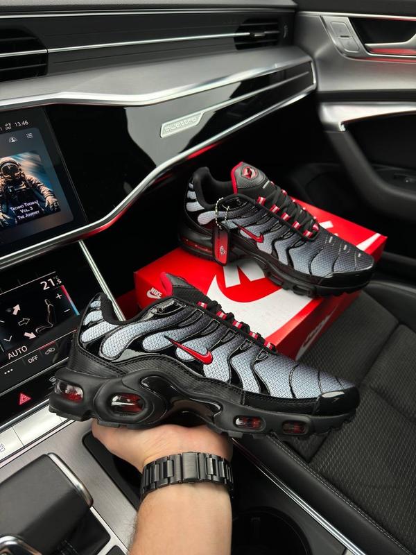 nike air max plus black gradient red 2100 144447486