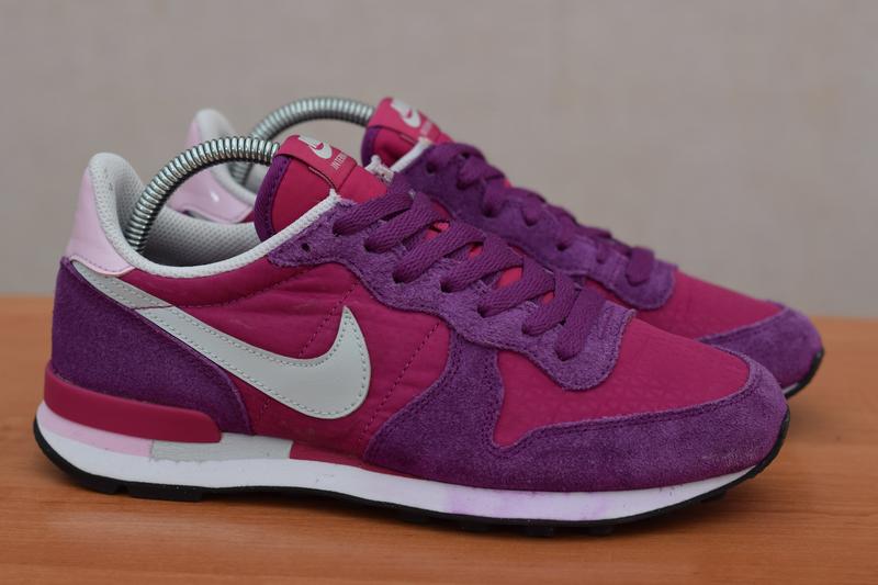 nike internationalist 38.5
