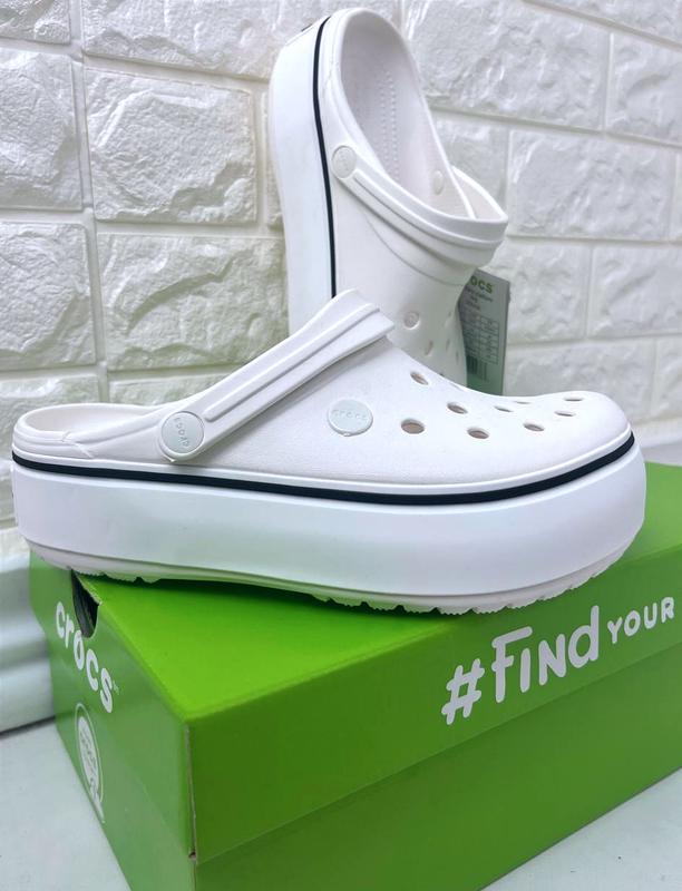 Crocs platform shoes discount