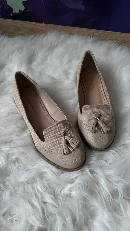 Лоферы туфли из кожзаменителя на плоском каблуке с кисточкой new look ...