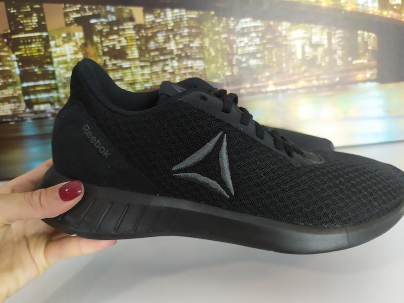 dv4866 reebok